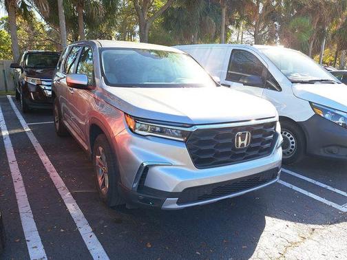 2023 Honda Pilot EX-L 8-Passenger