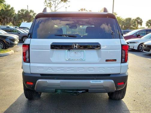 Platinum White Pearl 2026 Honda Passport TrailSport Elite