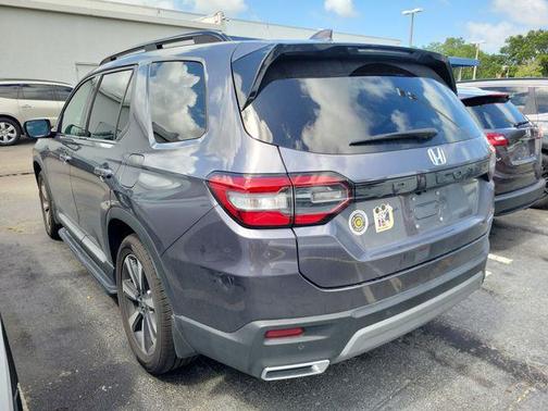 Modern Steel Metallic 2025 Honda Pilot Touring