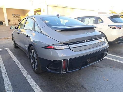 2023 Hyundai IONIQ 6 SE