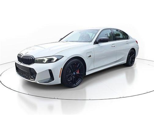 2023 BMW 330e 330e