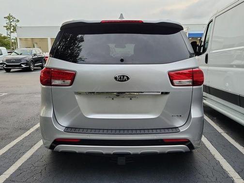 Bright Silver Metallic 2016 Kia Sedona SX-L