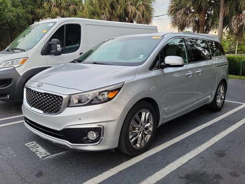 Bright Silver Metallic 2016 Kia Sedona SX-L