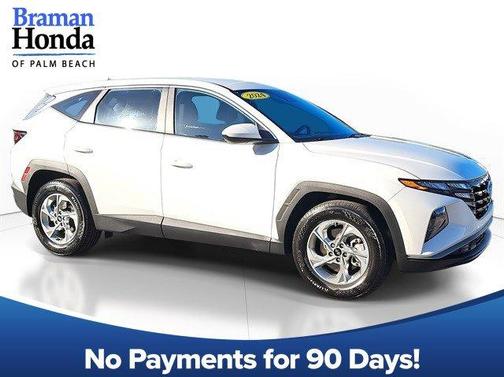 2024 Hyundai TUCSON SE