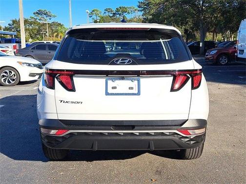 2024 Hyundai TUCSON SE