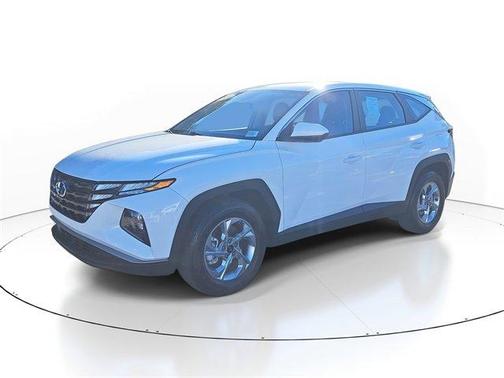 2024 Hyundai TUCSON SE