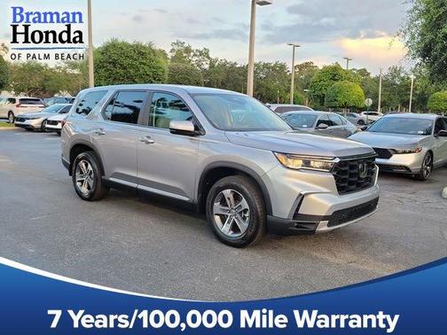 Lunar Silver Metallic 2024 Honda Pilot EX-L 7-Passenger