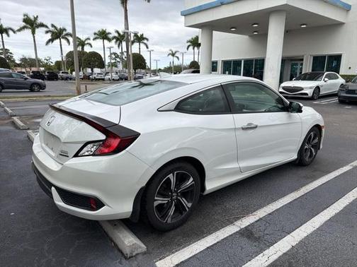 2018 Honda Civic Touring