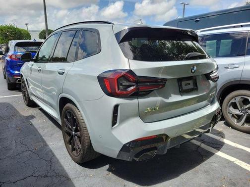 Gray Metallic 2024 BMW X3 sDrive30i