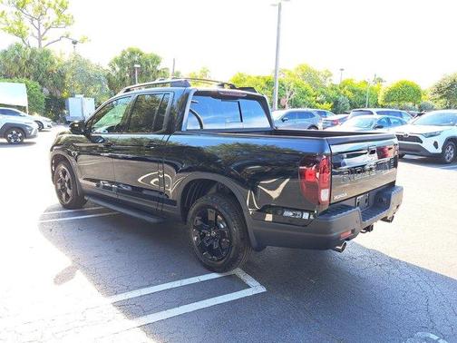 2025 Honda Ridgeline Black Edition