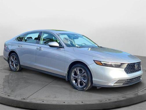 Lunar Silver Metallic 2023 Honda Accord EX