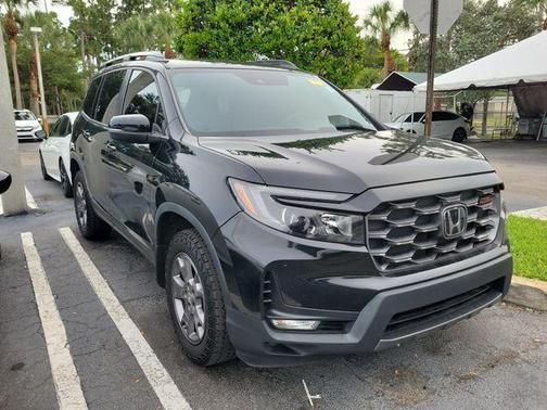 Crystal Black Pearl 2024 Honda Passport TrailSport