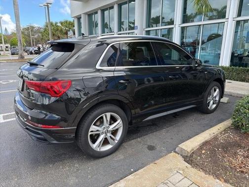 2020 Audi Q3 45 S line Premium