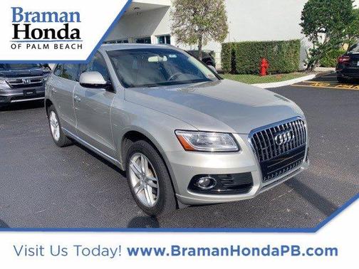 Photo 1 of 2 of 2017 Audi Q5 2.0T Premium