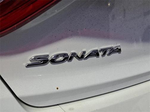 2016 Hyundai SONATA Limited