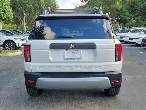 Platinum White Pearl 2026 Honda Passport RTL