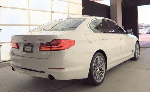 2020 BMW 530 i