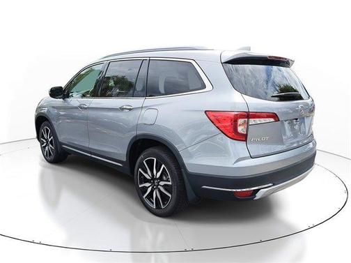 2022 Honda Pilot Touring 7-Passenger