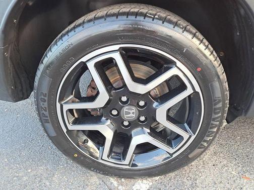 2023 Honda Passport Elite