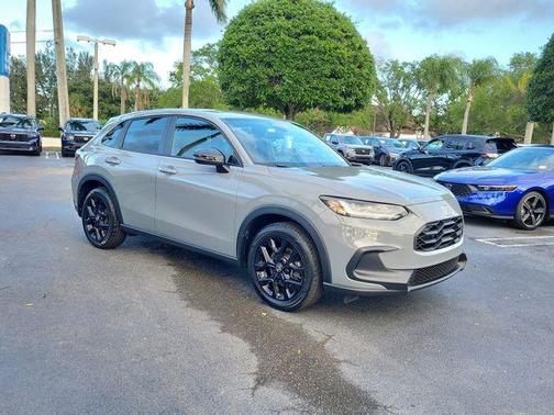 Urban Gray Pearl 2025 Honda HR-V Sport