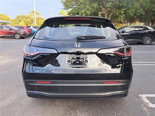 2023 Honda HR-V LX