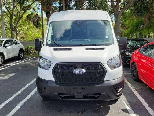 2022 Ford Transit-250 Base