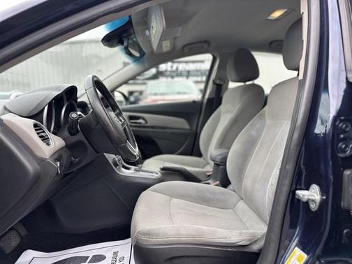 2011 Chevrolet Cruze LT