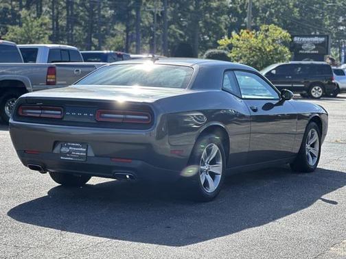 2015 Dodge Challenger SXT