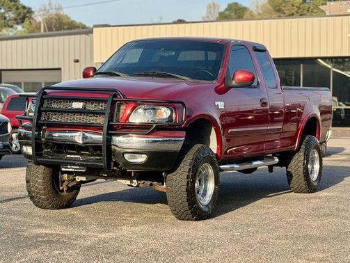 2002 Ford F-150 Lariat SuperCab