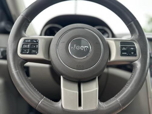 2011 Jeep Grand Cherokee Laredo