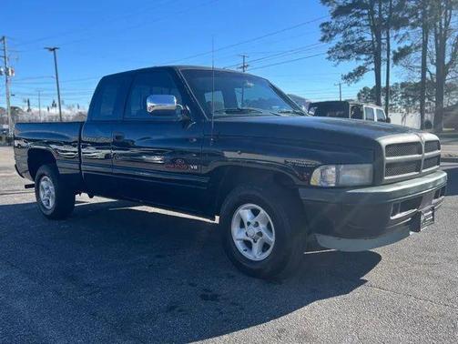 1997 Dodge Ram 1500 ST