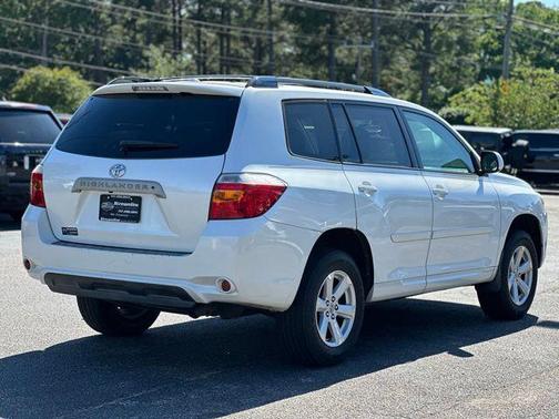 Blizzard Pearl 2010 Toyota Highlander SE
