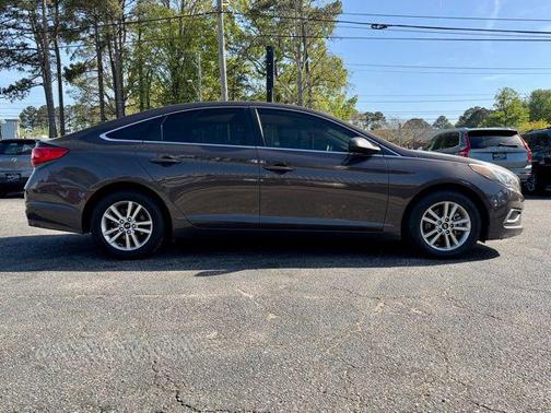 Dark Truffle 2017 Hyundai SONATA SE