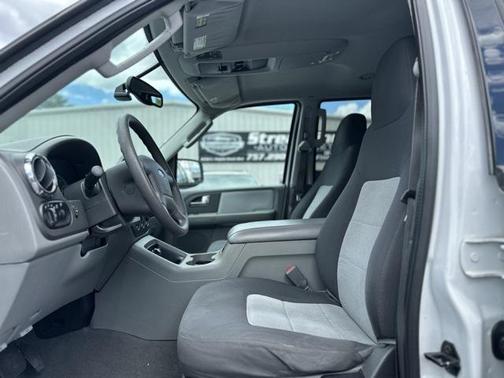 Oxford White Clearcoat 2005 Ford Expedition XLT