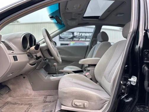 2004 Nissan Altima 3.5 SE