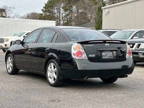 2004 Nissan Altima 3.5 SE