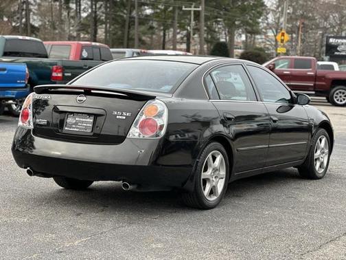 2004 Nissan Altima 3.5 SE