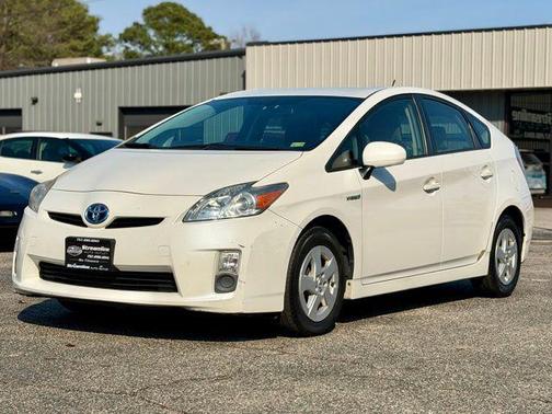 Super White 2010 Toyota Prius II