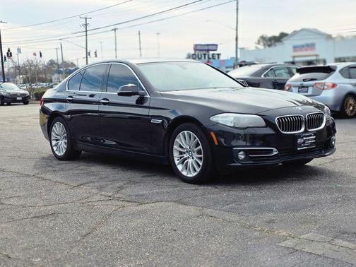 Black Sapphire Metallic 2015 BMW 528 528i