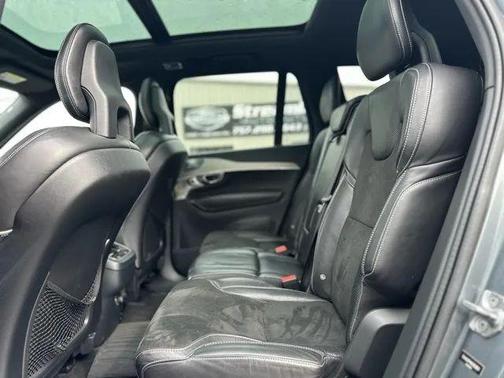 2016 Volvo XC90 T6 R-Design