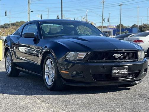 2012 Ford Mustang V6