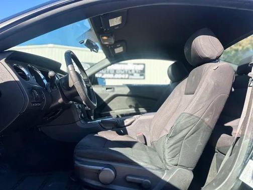 2012 Ford Mustang V6