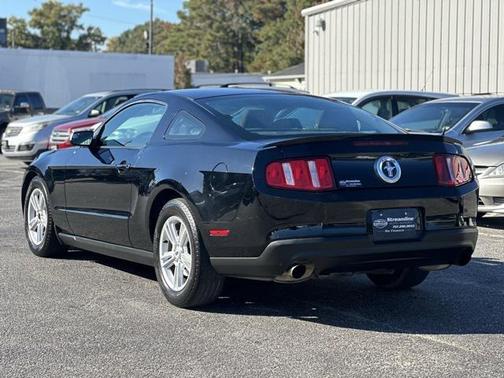 2012 Ford Mustang V6
