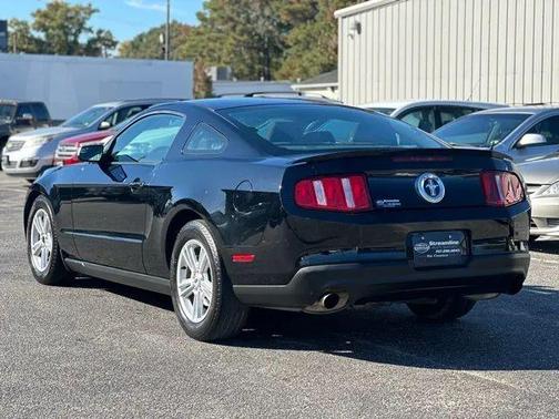 2012 Ford Mustang V6