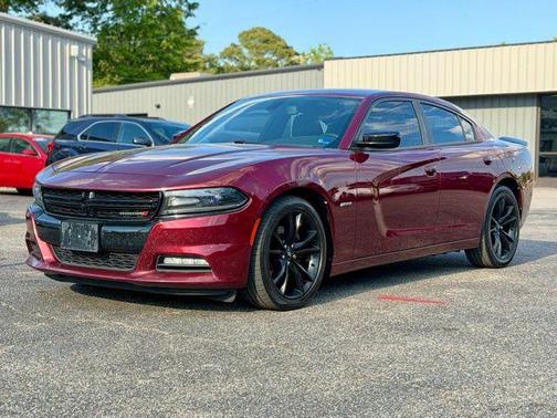 Octane Red Pearlcoat 2017 Dodge Charger R/T