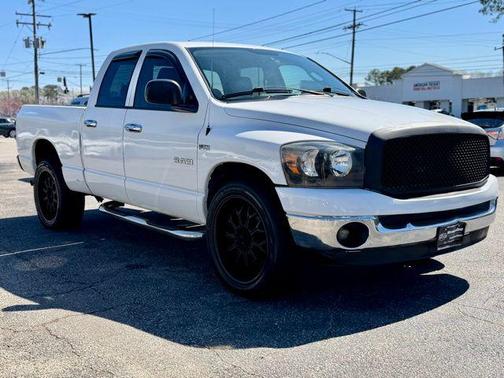 Bright White Clearcoat 2008 Dodge Ram 1500 SLT Quad Cab
