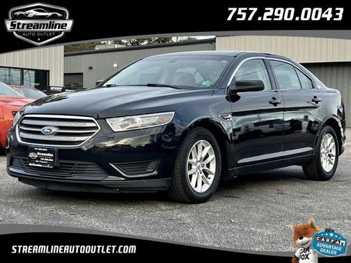2015 Ford Taurus SE