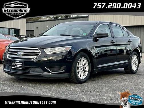 2015 Ford Taurus SE