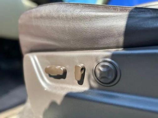 2011 Cadillac Escalade Platinum Edition