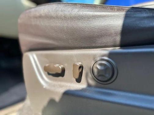 2011 Cadillac Escalade Platinum Edition